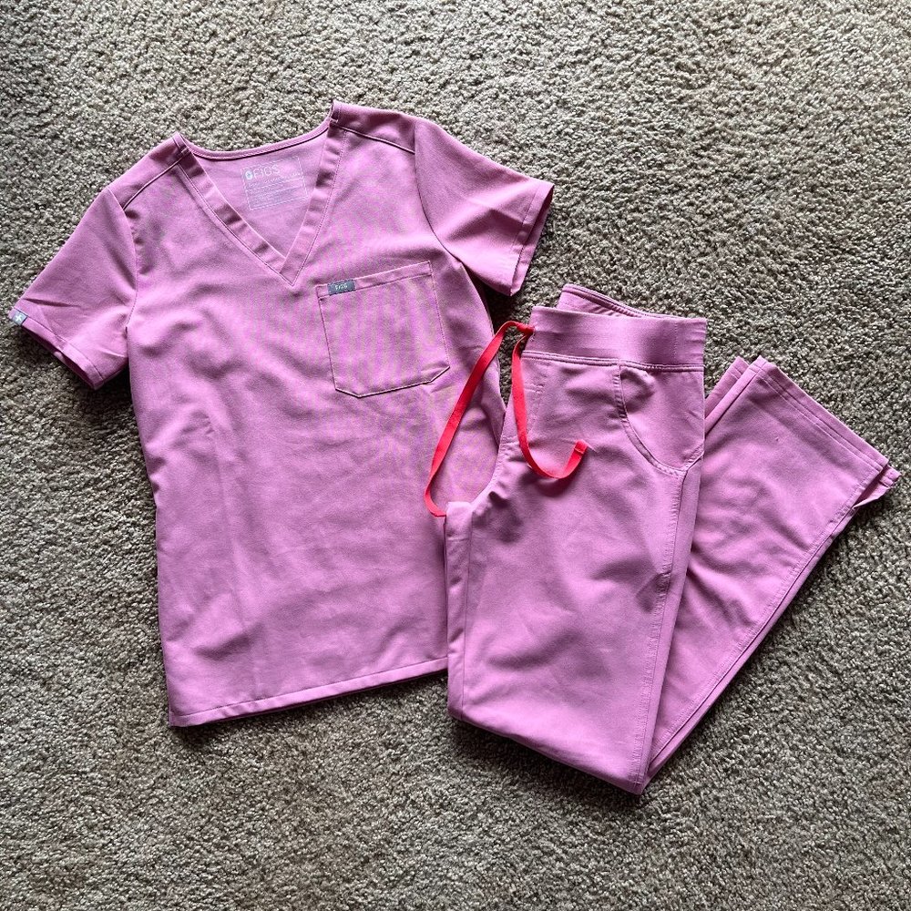 Chalk Pink FIGS set - XXS top, XS bottom